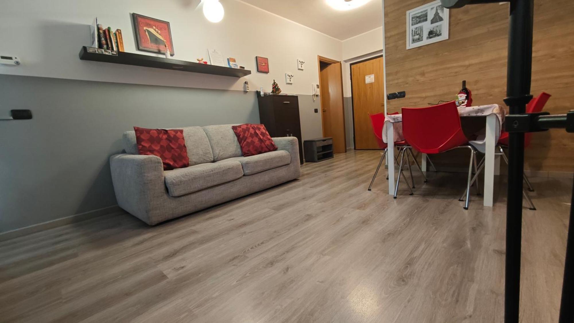 Appartamento Aleph With Private Parking, Next Train Station Como Exterior foto